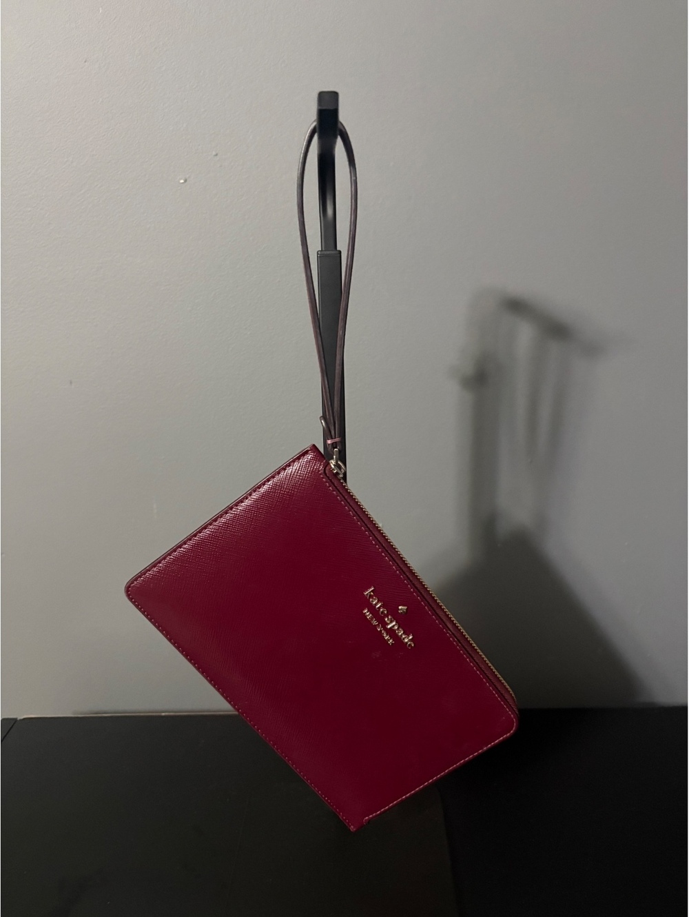 Kate Spade Staci Saffiano Leather Medium L-Zip Wristlet Burgundy Wine